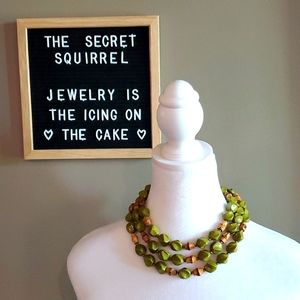 🥑!!VINTAGE Avocado Green Silver-Tone Bead Necklace🥑!!